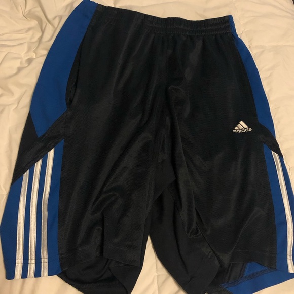 Size small men basketball shorts adidas (pockets) - Picture 1 of 4
